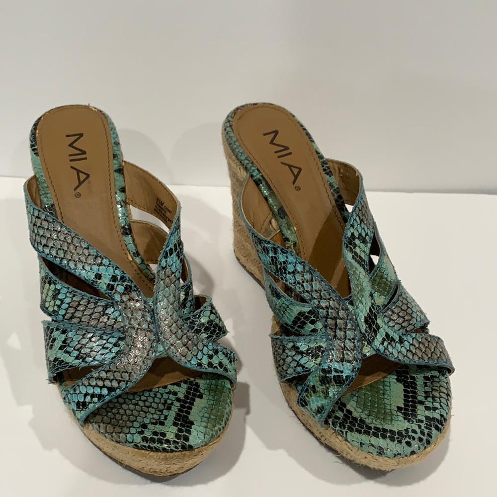 MIA Womens Snake Sz 8 1/2 M Blue Open Toe